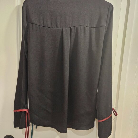 NWT BCBGeneration Collared V Neck Wrap Shirt - Picture 5 of 5